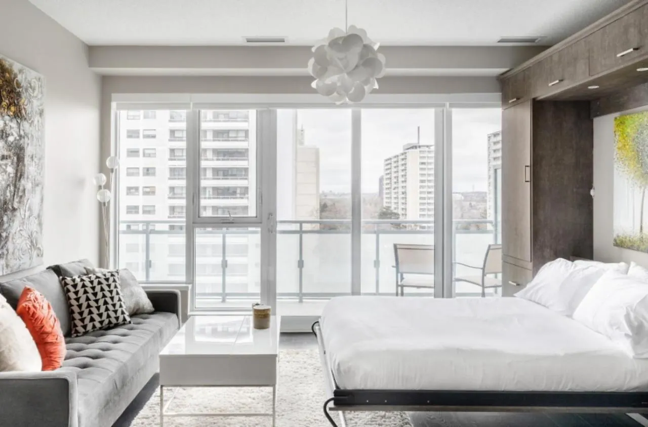 Toronto Sophisticated Studio